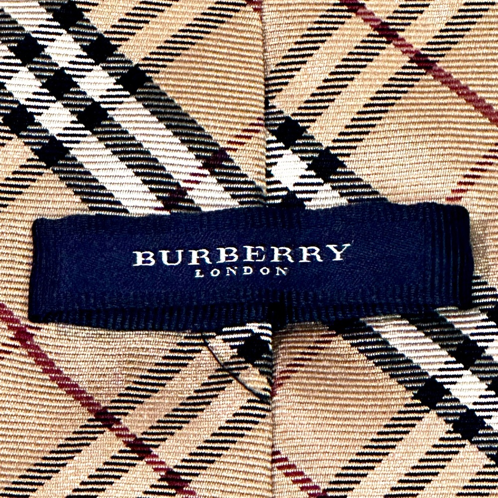 Burberry tie